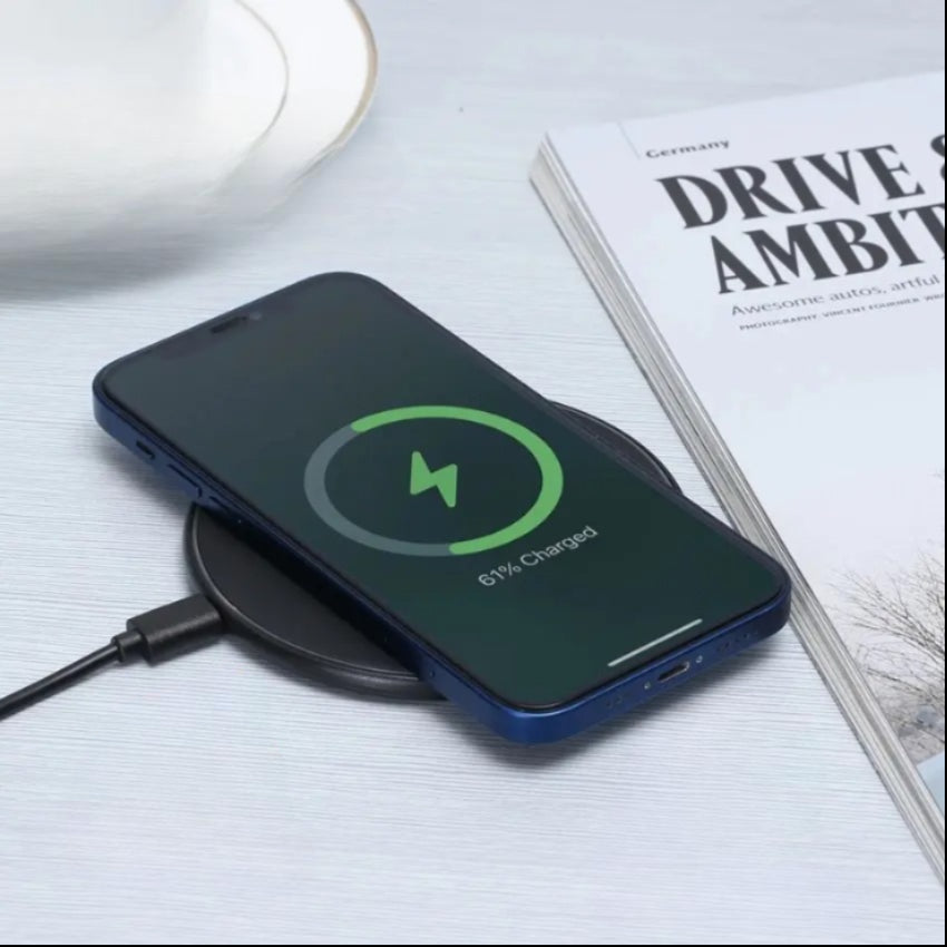 Trådlös Laddplatta 30W för Snabbladdning – Kompatibel med iPhone och Android